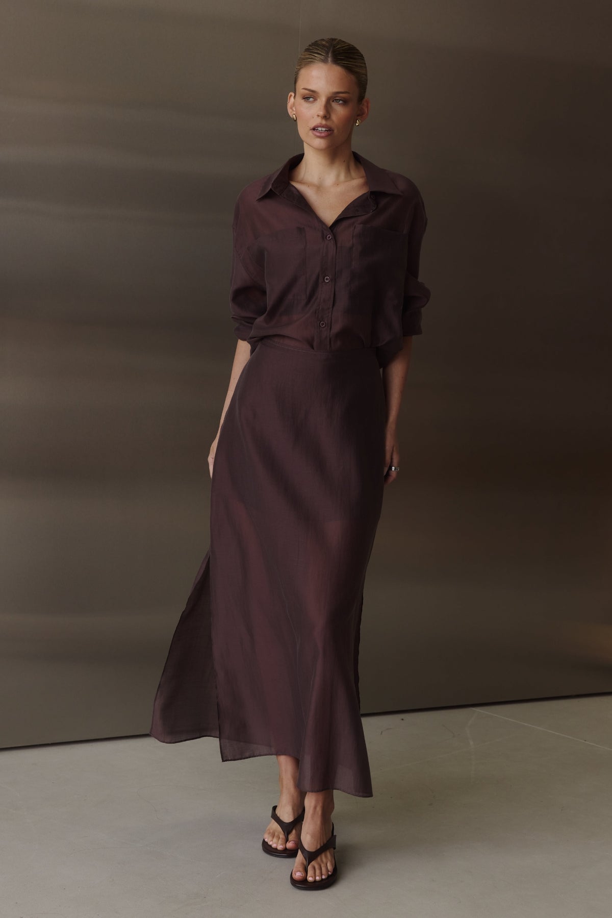 Wynn Sheer Shirt (Chocolate)