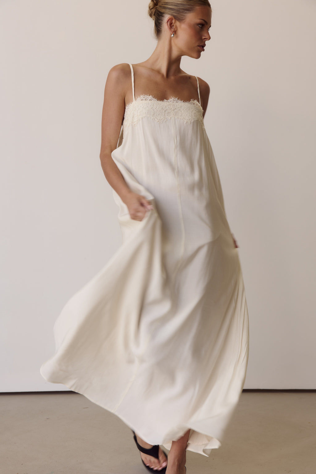 Esther Maxi Dress (Cream)