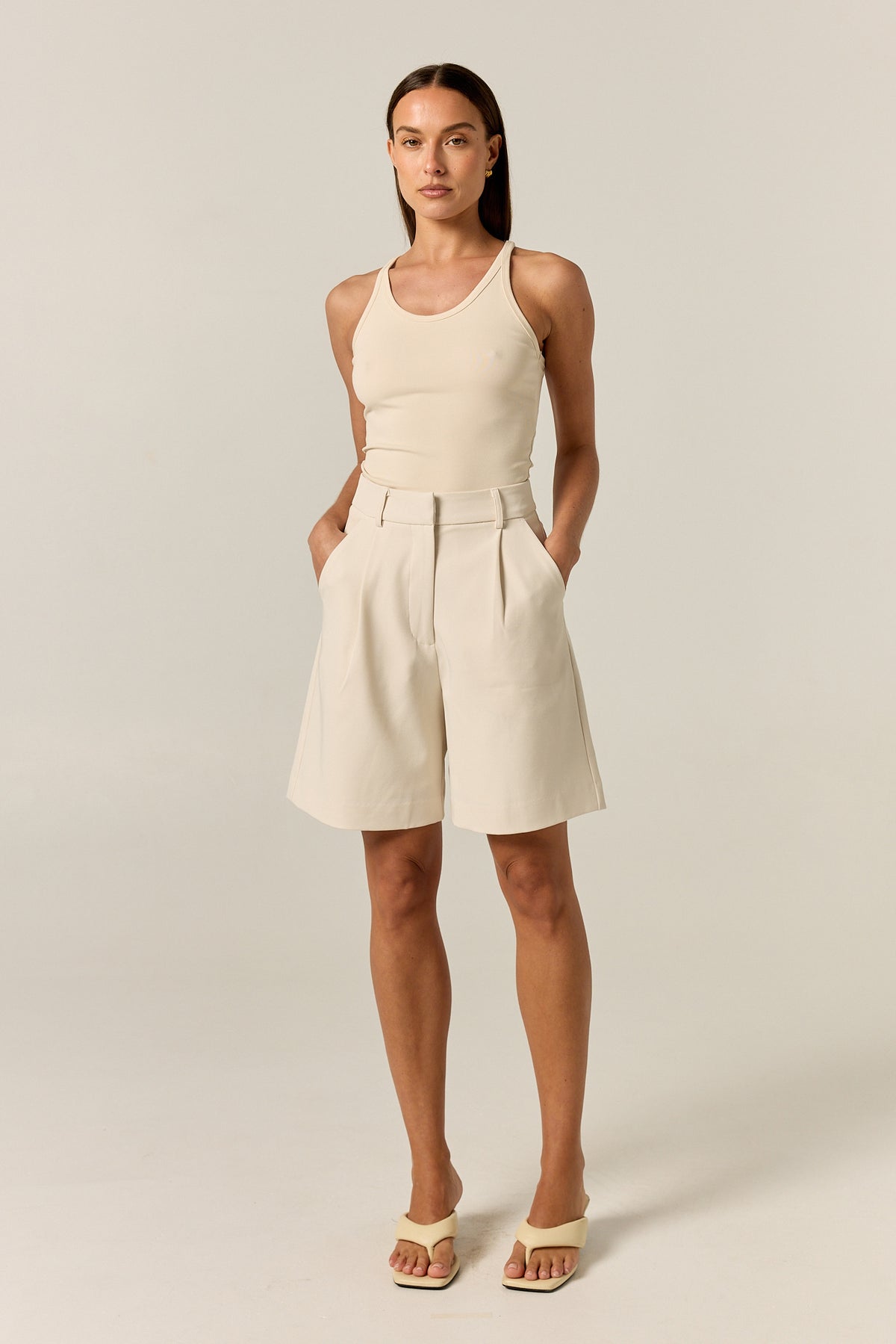 Cameron Tailored Bermuda Short (Cream)
