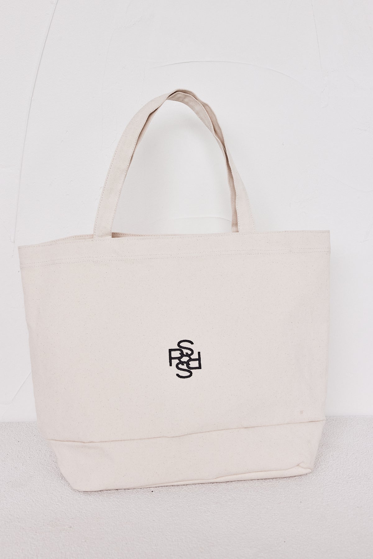 Runway Scout Tote Bag (Cream)