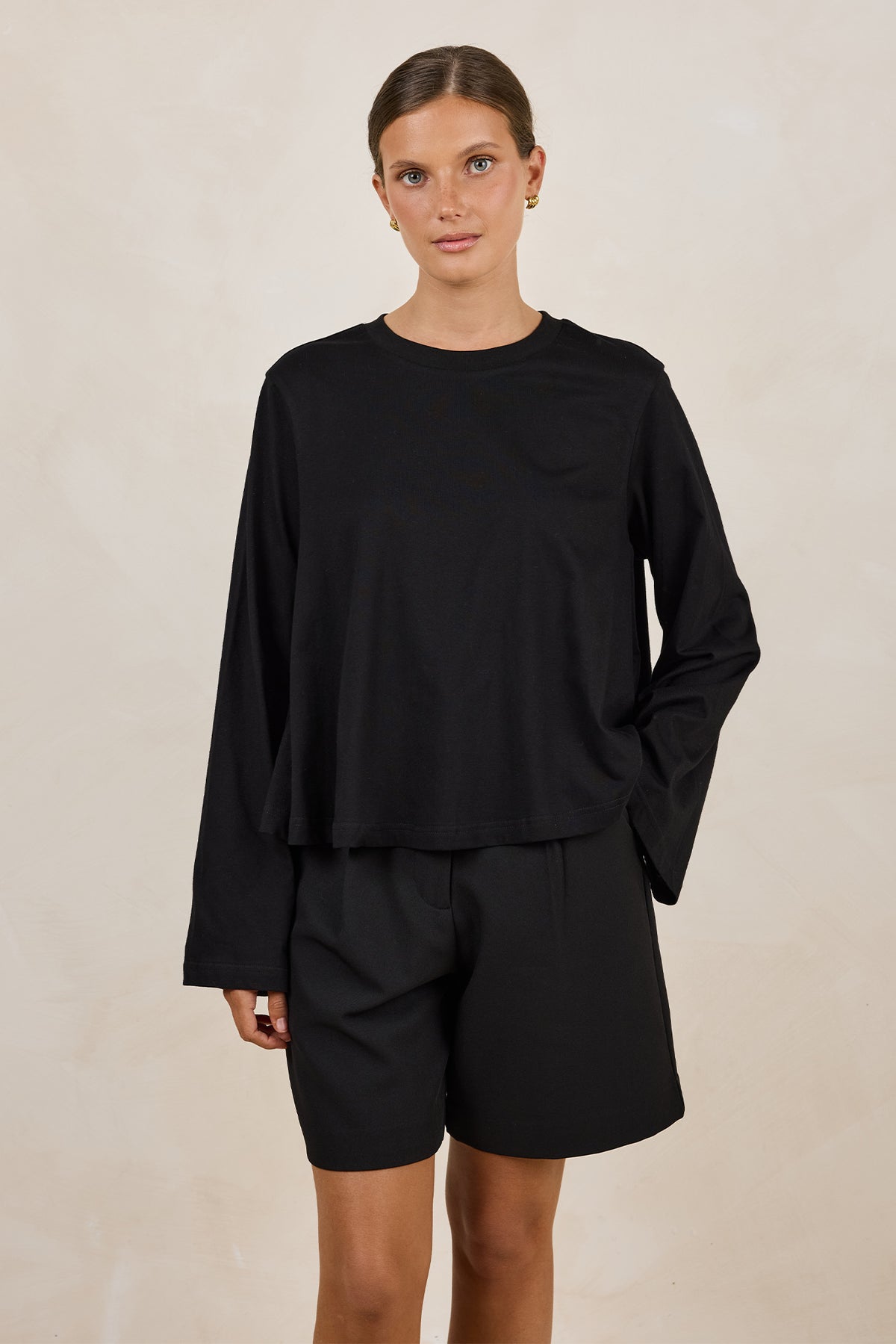Harper Swing Long Sleeve Tee (Black)
