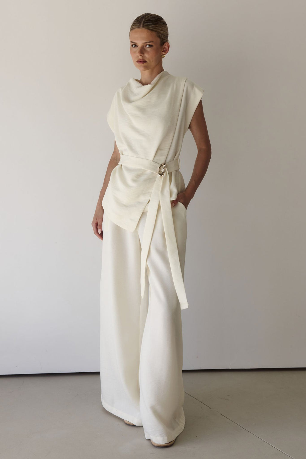 Alia Set (Cream)