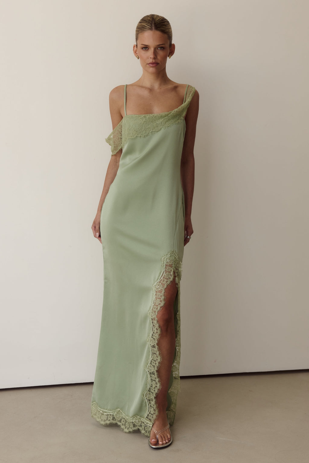 Indi Lace Trim Maxi Dress (Pistachio)