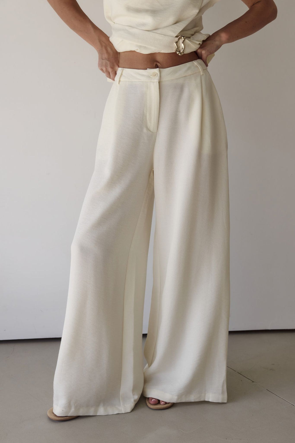 Alia Set (Cream)